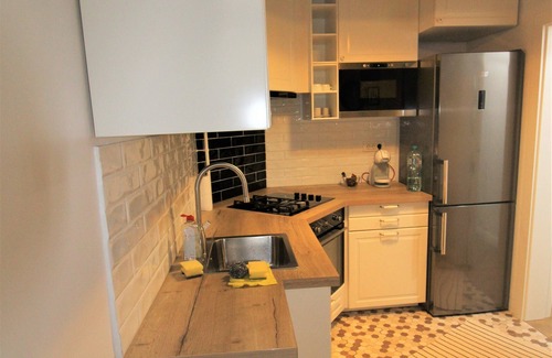 Gara de Nord Apartment | Cosy central apartment near to the train station!