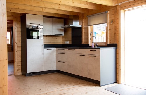 Sint-Annaland Ski Chalet | Cosy chalet 'Gerhard' in picturesque Sint-Annaland