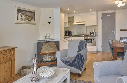 Hulshorst House | Cosy chalet in the middle of nature in a park