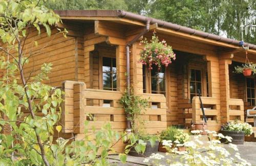 Killin Cabin | Cosy & compact Rowan Lodge no2