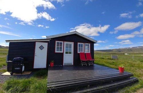 Egilsstadir House | Cosy Cottage-Álfabakki-with hot tub