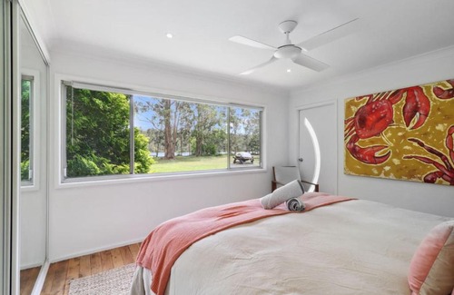 Dora Creek House | Cosy Creekside