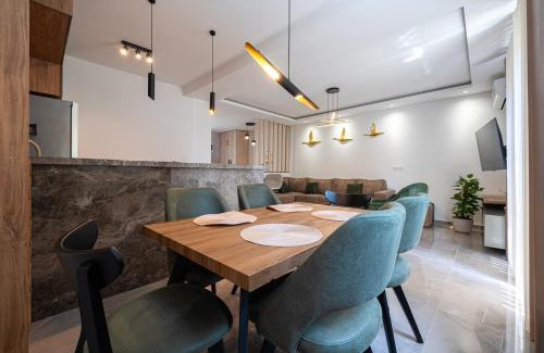 Dubovica Apartment | Cosy Duplex near Bus Station