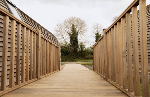 Bury St Edmunds Cabin | Cosy Family Cabin With Accessible Facilities