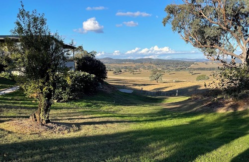 Menah Apartment | Cosy Farm Stay just minutes from the heart of Mudgee