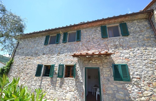 Quarrata House | Cosy Farmhouse with Whirlpool, Pool, Barbecue, Garden