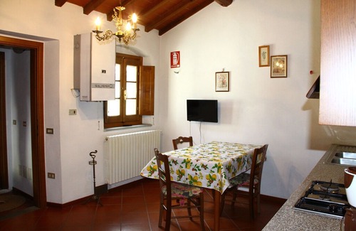 Quarrata House | Cosy Farmhouse with Whirlpool, Pool, Barbecue, Garden