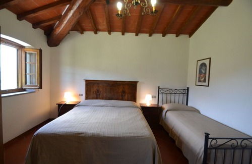 Quarrata House | Cosy Farmhouse with Whirlpool, Pool, Barbecue, Garden