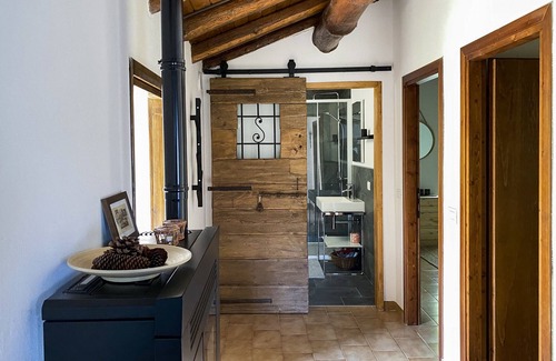 Livo Apartment | Cosy flat for nature lovers in the rustic mountain village of Livo on Lake Como