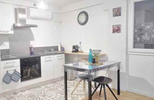 Agen Apartment | Cosy flat proche Gare & Parking - clim