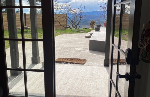 Central Okanagan Apartment | Cosy Garden Suite