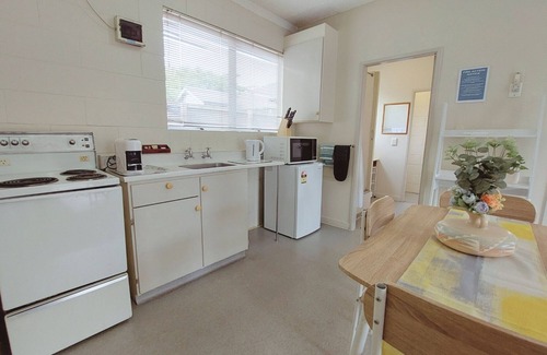 Claudelands Apartment | Cosy Ground-Floor 2-Bed Apartment in Claudelands