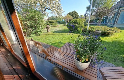 Kuressaare House | Cosy guesthouse with sauna and outdoor kitchen