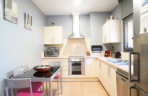 Sant Pere Pescador Ski Chalet | Cosy holiday home close to the beach