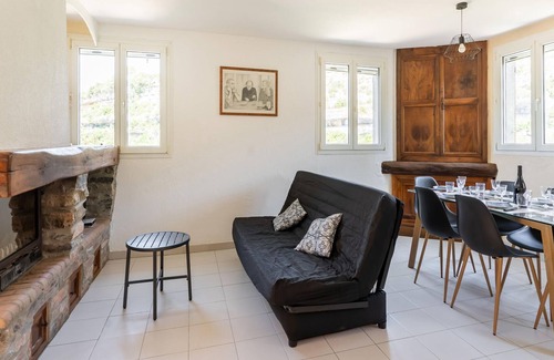 Minerve House | Cosy holiday home in Minerve with garden