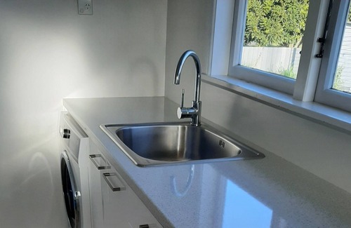 Waiotahi House | Cosy Holiday House, close to the Motu Bike Trail