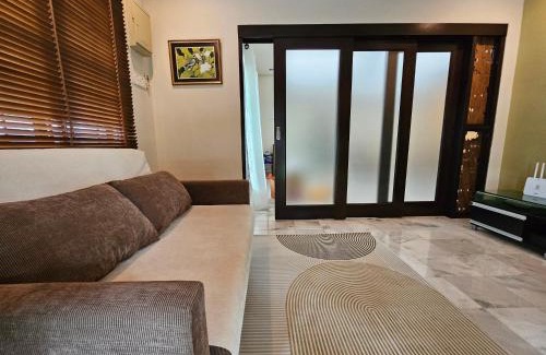 Kuantan House | Cosy Home + Mini Golf in Kuantan