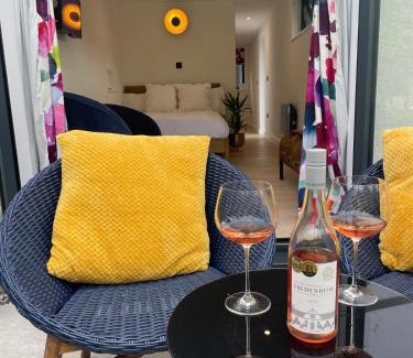 West End Apartment | Cosy Home with beautiful views