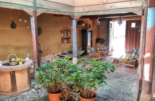 Castrillo de San Pelayo House | Cosy House in Veguellina de Órbigo with Fenced Garden