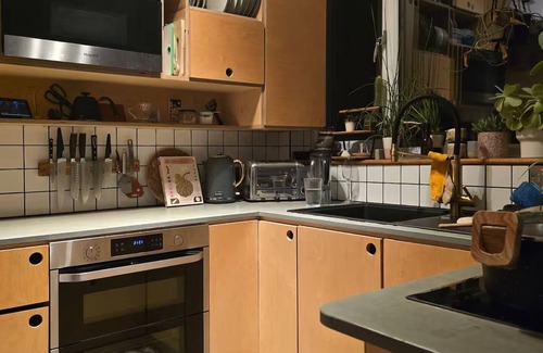 High Street House | Cosy house w/woodburner, 8 minute walk Victoria Line, then 25 mins Central LDN