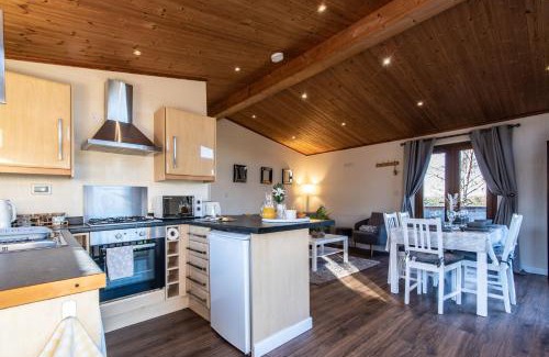 Barrow-on-Trent Ski Chalet | Cosy lodge in the countryside