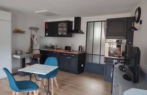 Le Puy-en-Velay House | Cosy Maison D'hôtes, Terrasse Ombragée, Parking