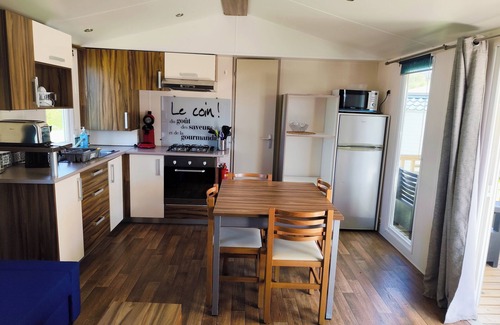 La Haye House | Cosy mobile home in a 4-star campsite 10 minutes from the sea!