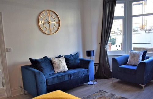 Westcliff-on-Sea House | COSY, MODERN HOUSE NEARBY SEAFRONT - SOUTHEND