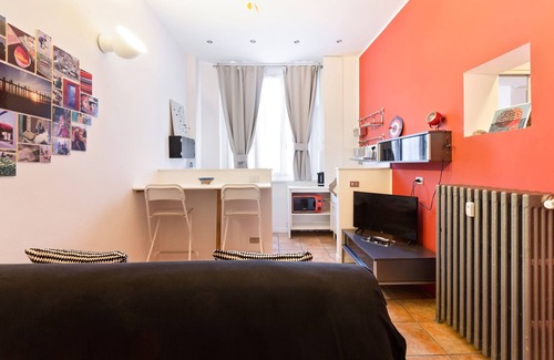 La Fontana Apartment | Cosy Nest Isola District Heart