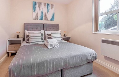 Worcester Apartment | Cosy One Bedroom Apartment - St Johns