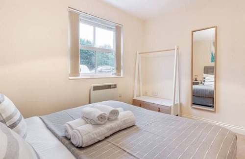 Worcester Apartment | Cosy One Bedroom Apartment - St Johns