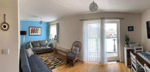 London Borough of Bexley House | Cosy private room