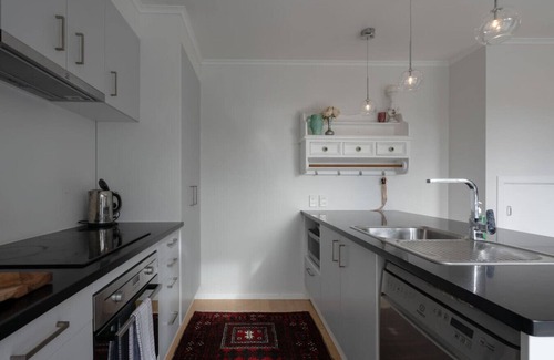 Rothesay Bay House | Cosy Retreat in Rothesay Bay