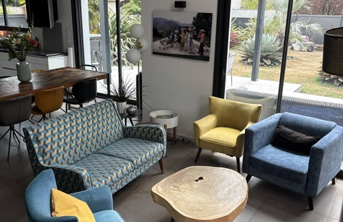 Bouaye Bed & Breakfast | Cosy room in house with garden