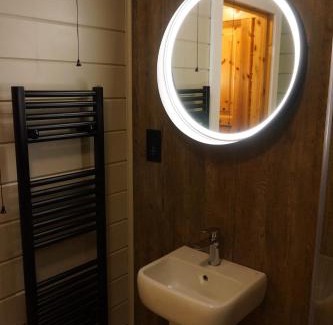 Killin Cabin | Cosy Rowan woodland lodge no3
