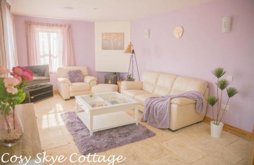 Glenhinnisdal House | Cosy Skye Cottage