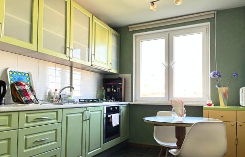 Plavnieki Apartment | Cosy & Spacious Flat In Riga