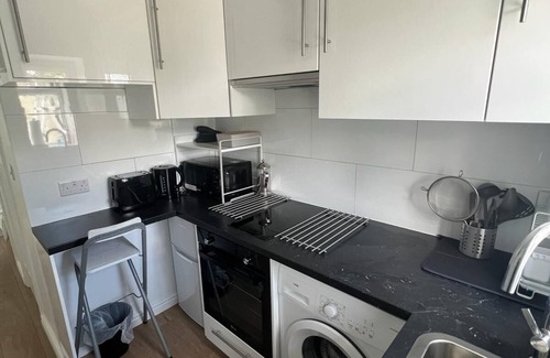 New Eltham Apartment | Cosy Studio Apartment/Flat in London