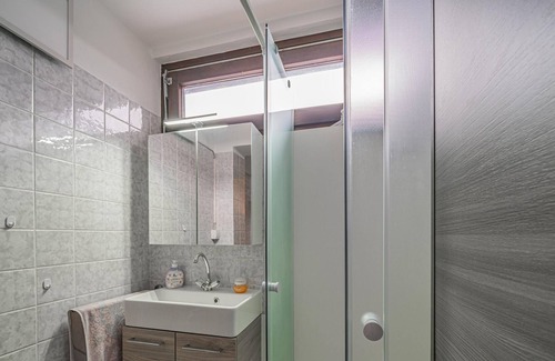Kirchberg in Tirol Apartment | Cosy studio only 1km from the Maierlbahn ski lift