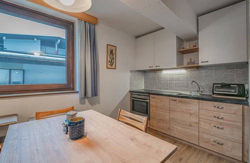 Kirchberg in Tirol Apartment | Cosy studio only 1km from the Maierlbahn ski lift