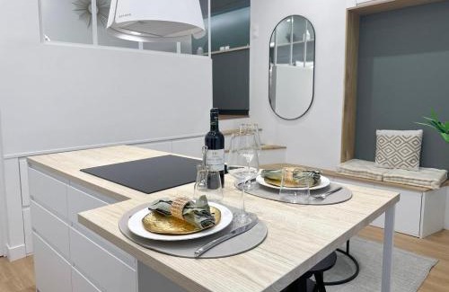 Quartier du Faubourg-Montmartre Apartment | Cosy studio in Opera and Galeries Lafayette