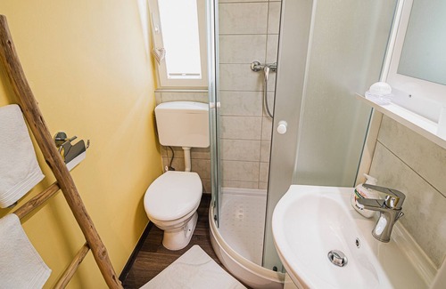 Kobarid Apartment | Cosy Studio with Terrace and Garden at Soča river