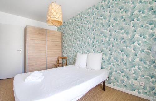 Madeleine-Champ de Mars Apartment | Cosy T2 de 50 m² Centre-Ville avec Garage & Balcon