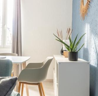 Montlucon Apartment | Cosy T2 rénové, proche centre-ville-Fibre/Netflix