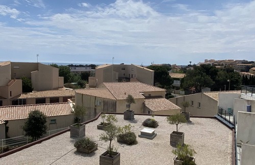Saint-Pierre-la-Mer Apartment | Cosy T3 100m from the beach in a new residence