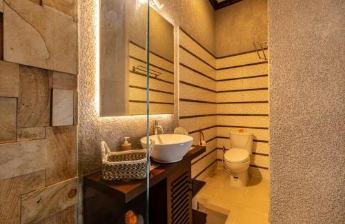 Kerobokan Villa | Cosy Traditional and Fresh 2 BD Sunterrace Villa with Pvt Pool - CONSTRUCTION NEARBY