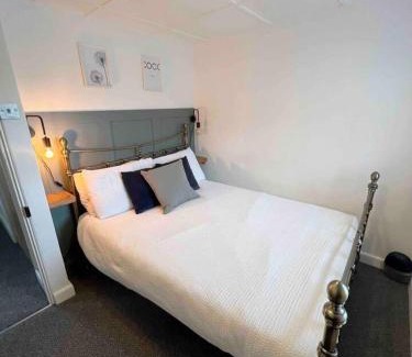 Stalbridge House | Cosy two bedrooom cottage set in a Dorset village