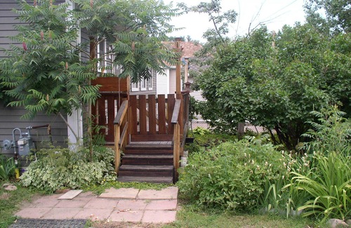 Sheridan House | Cosy two bedroom home, sleeps up to 4 people