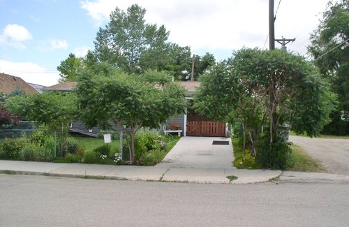 Sheridan House | Cosy two bedroom home, sleeps up to 4 people