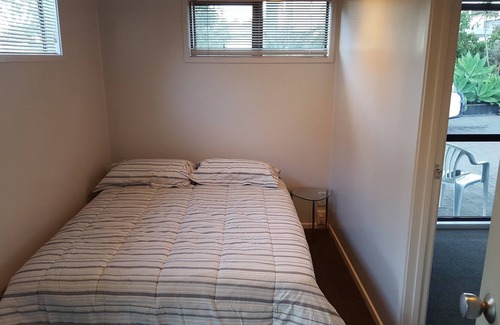 Ohope Apartment | Cosy Unit With Ohope Beach Across the Road